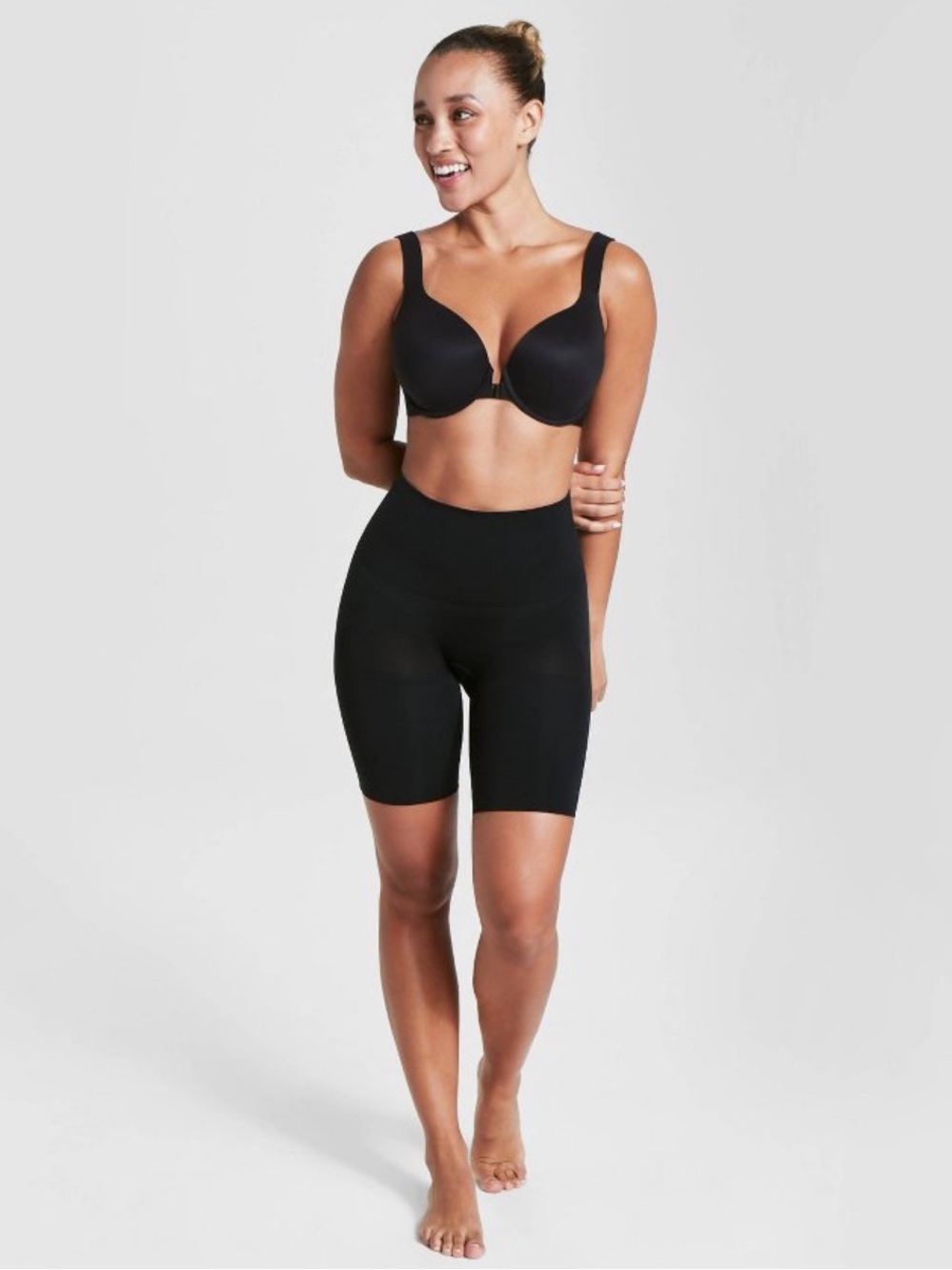 ASSETS by SPANX Remarkable Results Mid-Thigh Shaping Shorts Black Size S NWT